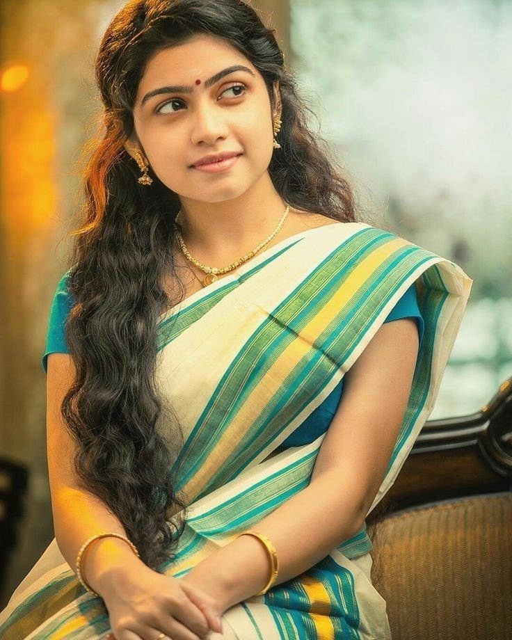 Traditional Girl Images