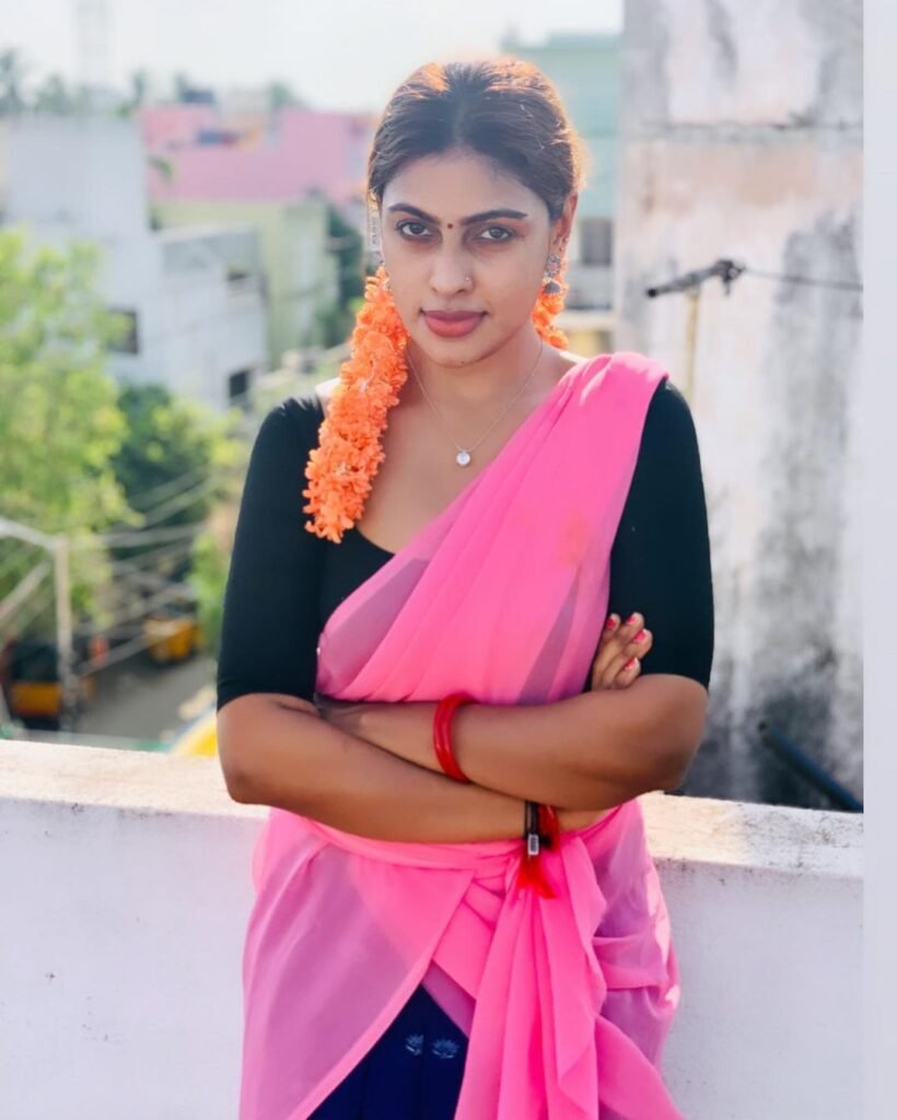 Hot Indian Girl in Half Saree Telugu Bucket