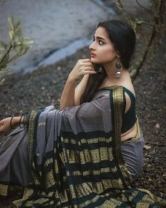 Hot Indian Girls Images - Hot Indian Actress Photos - 126