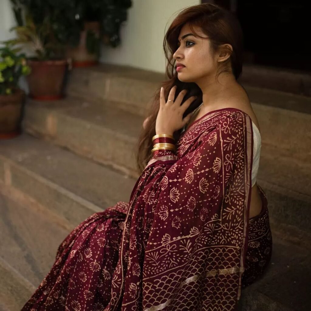Cute Actress In Saree Images - Hot Actress Photos in Saree - 130