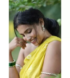 Hot Indian Girls Images in Saree - Hot Indian Actress Photos in Saree - 127