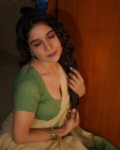 Indian Actress in Saree HD Images - 136