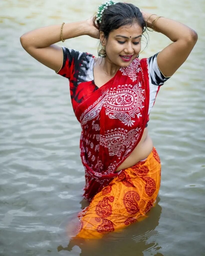 Cute Actress In Saree Images – Hot Indian Girls in Saree – 131