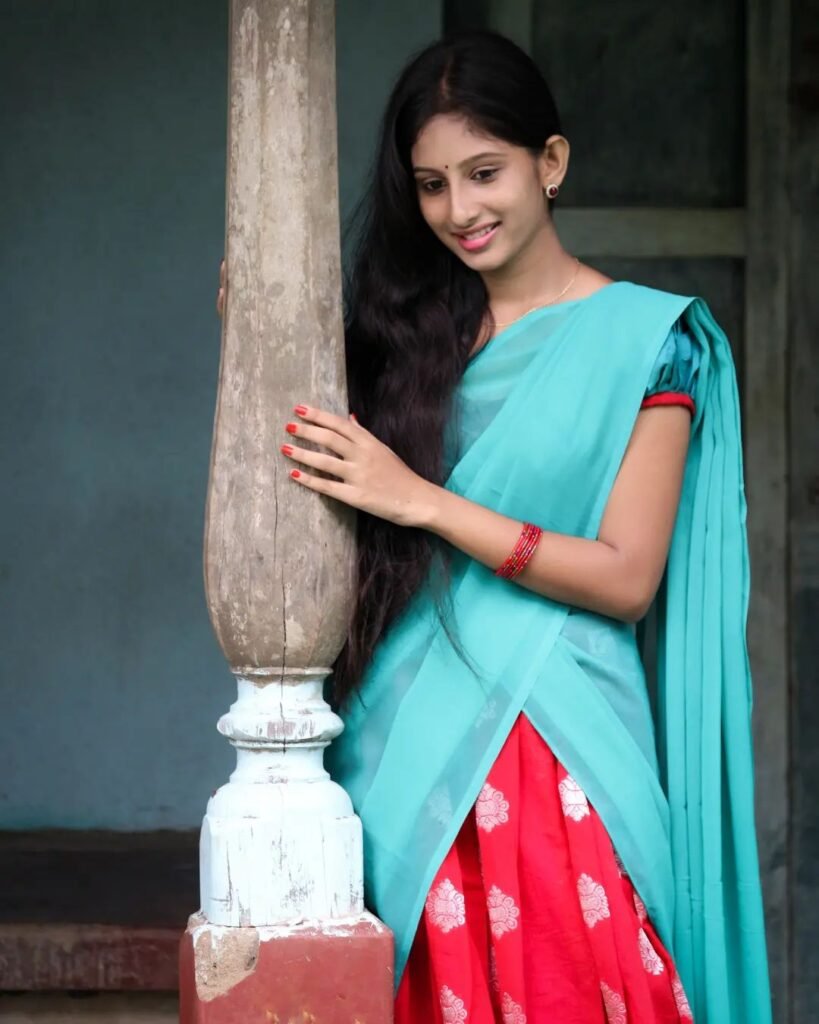 Cute Actress In Saree Images – Hot Indian Girls in Saree – 133