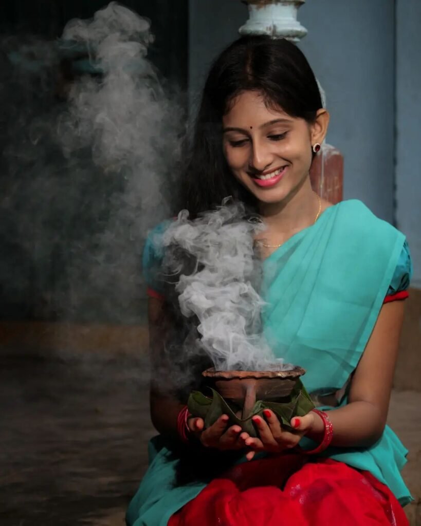Cute Actress In Saree Images – Hot Indian Girls in Saree – 133