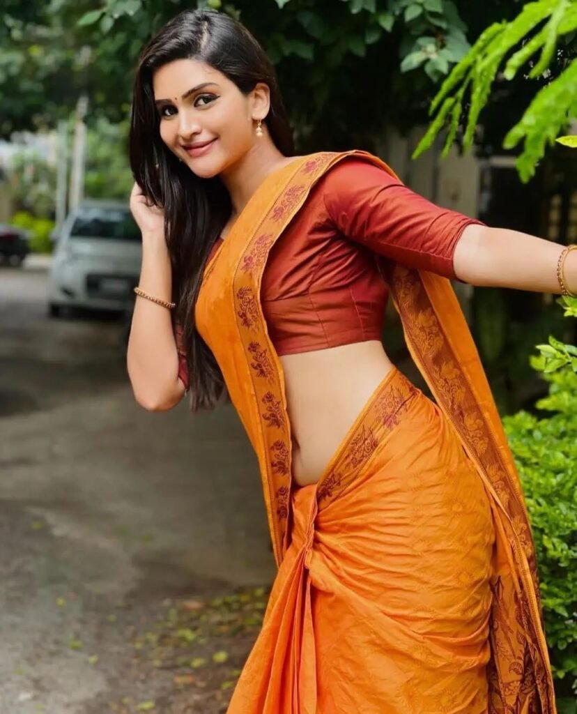 Indian Women in Saree HD Images – 141