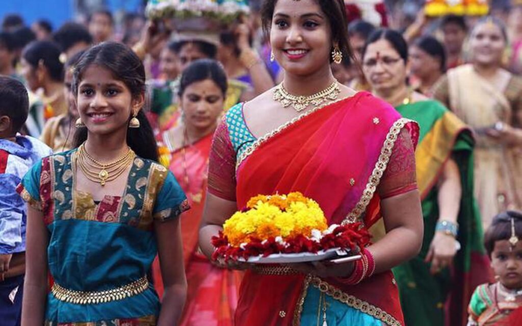 Bathukamma in Telugu (4)