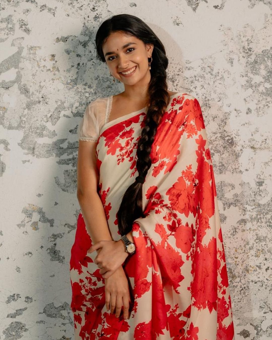 Keerthy Suresh latest HD images download