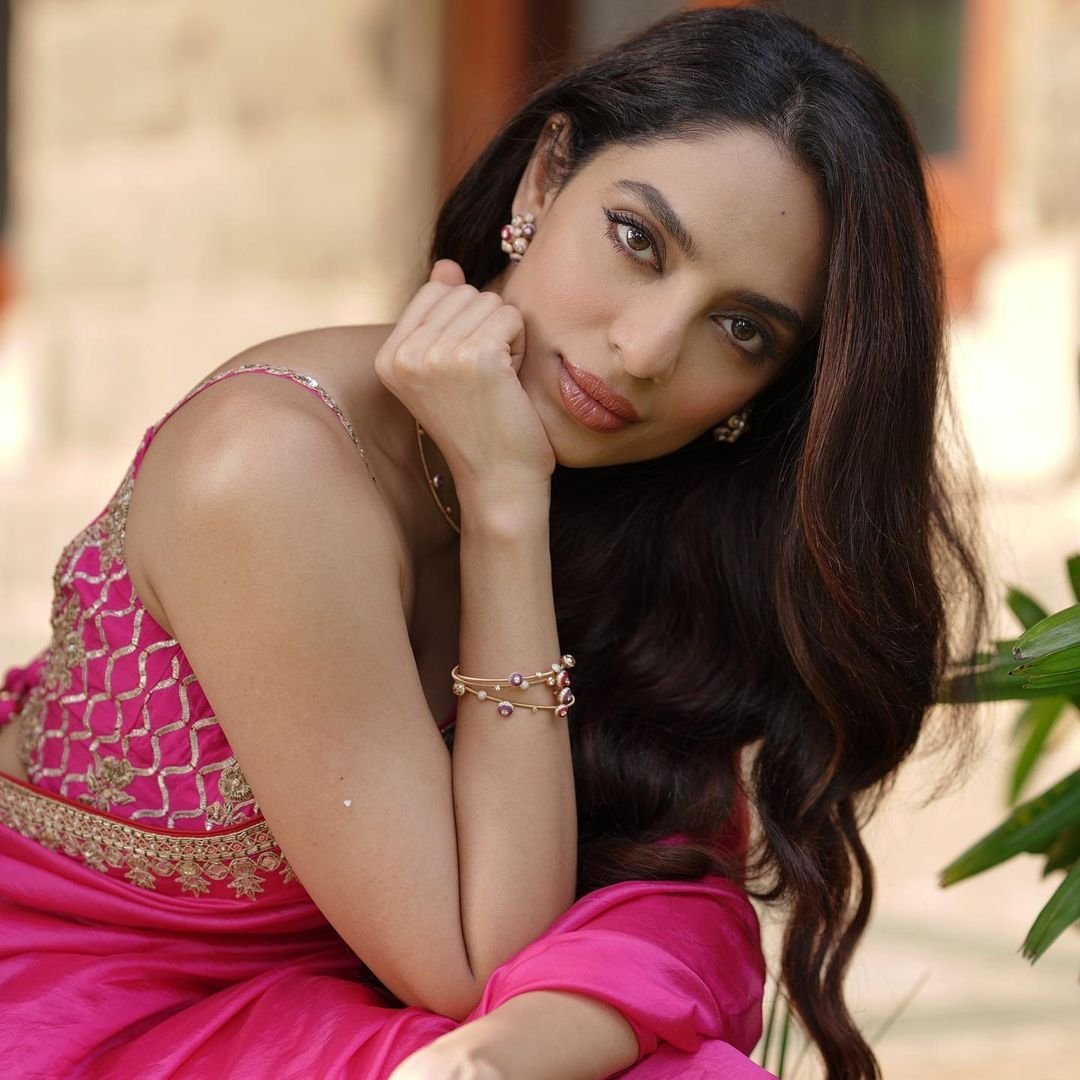 Sobhita Dhulipala Ethnic Wear Photos