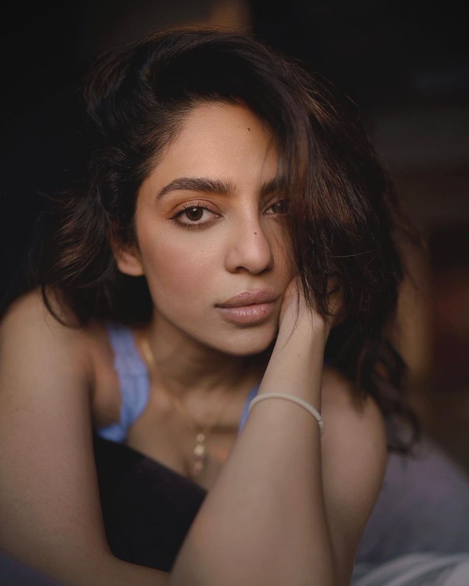 Sobhita Dhulipala Instagram Hot Pics
